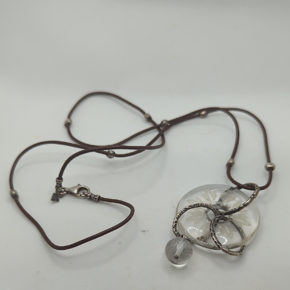⭐Elegant Silver and Brown Pendant Necklace